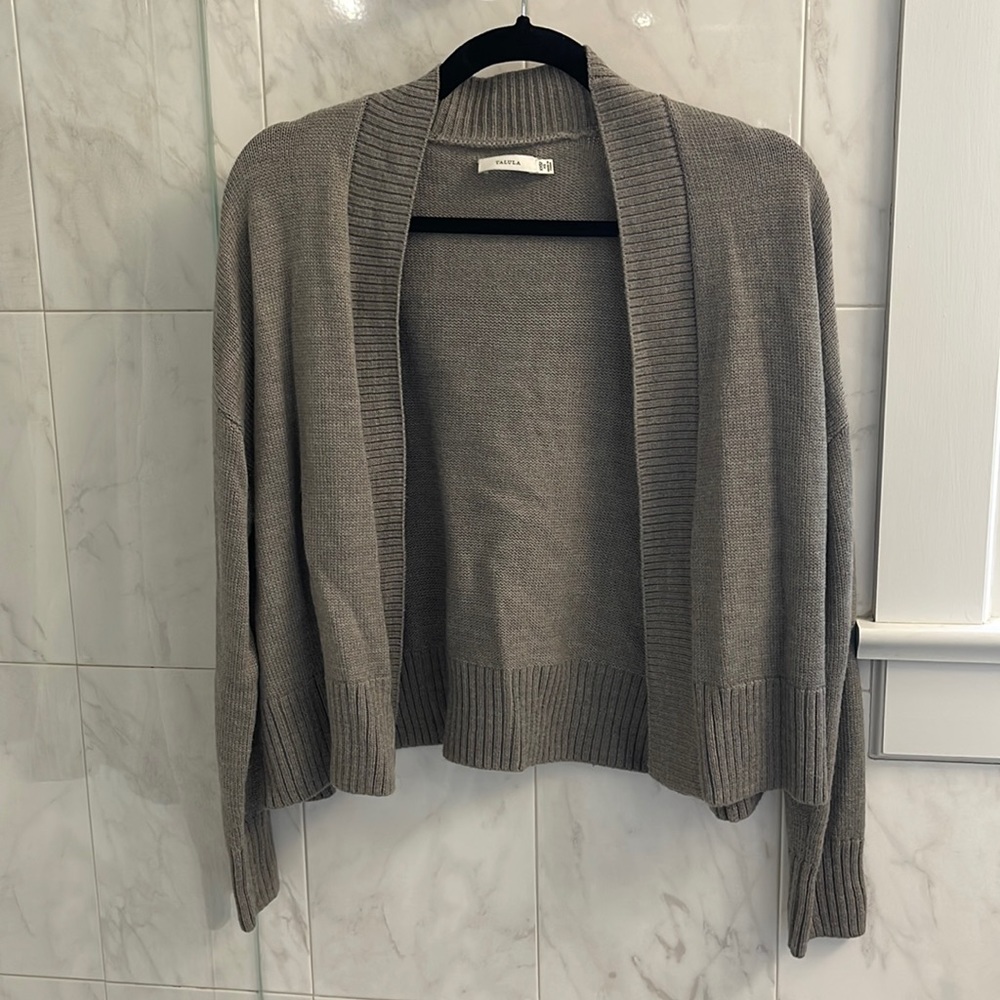 Aritzia Talula boxy cardigan - size xxs/xs